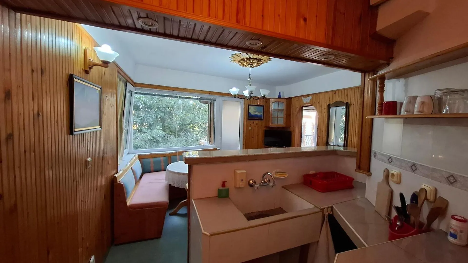Odesos Apartments 바르나